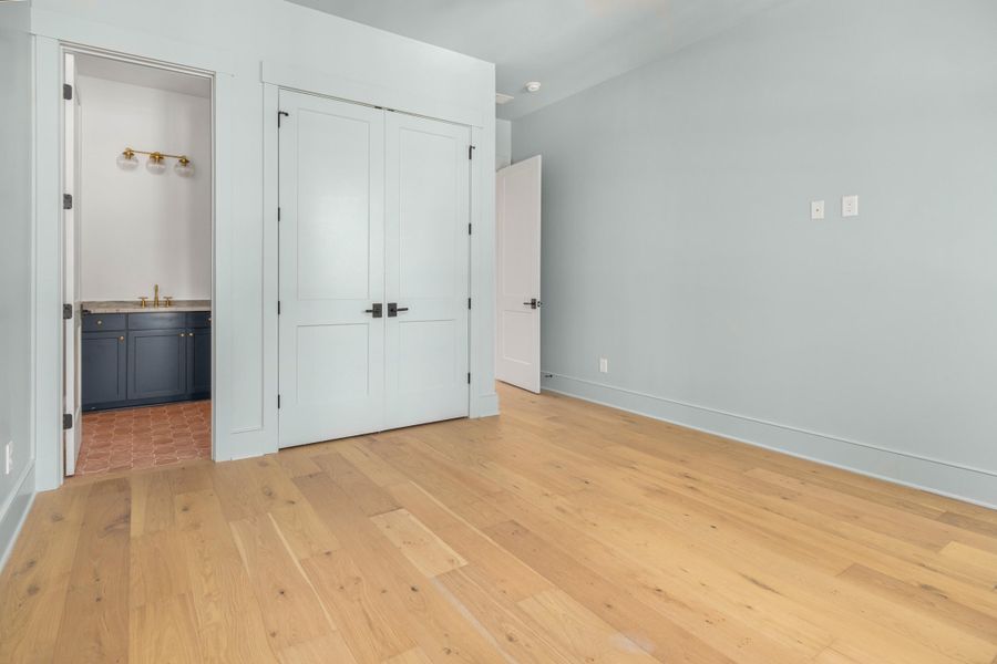 Spacious, unfurnished interior of a new home in , Edisto Island (Image 45). Spacious, unfurnished interior of a new home in , Edisto Island (Image 45).