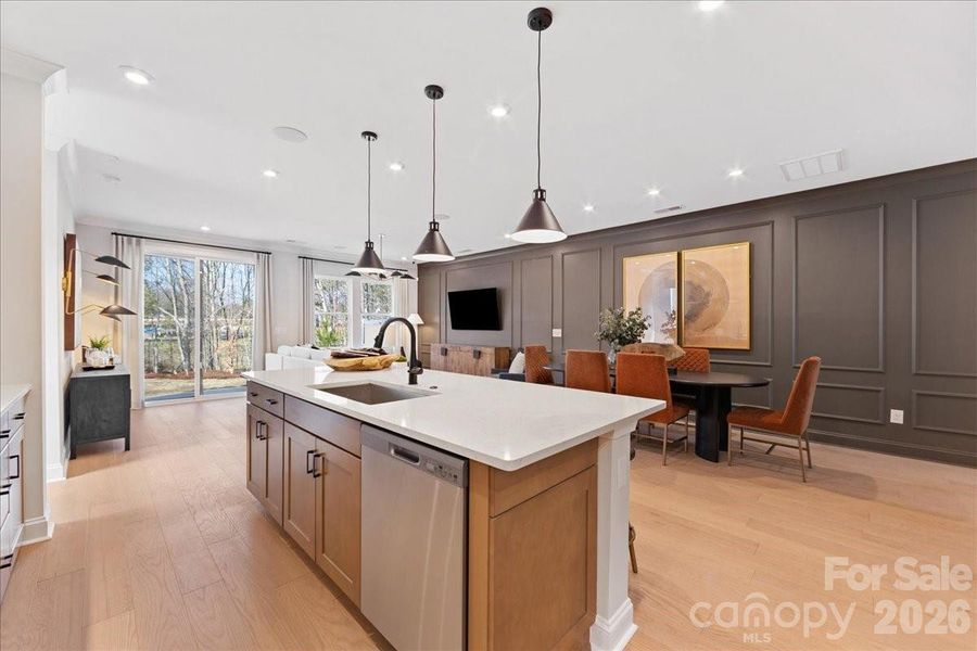 Knight Plan Model Photo Knight Plan Model Photo