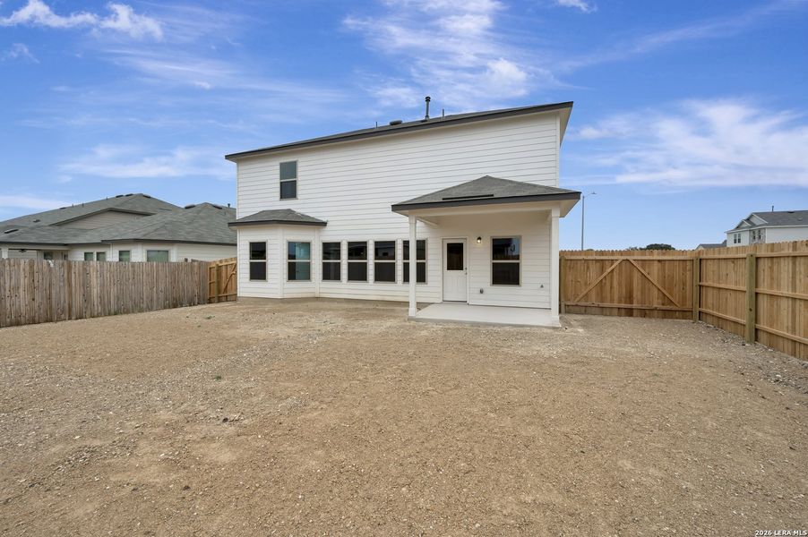 Exterior details and patio area of a home in Winding Brook, San Antonio (Image 4).