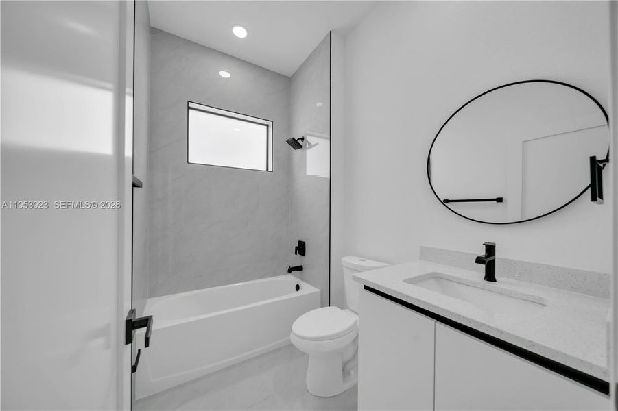 Furnished interior view inside a new home in , Lehigh Acres (Image 10).