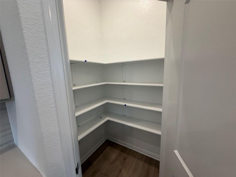 Image 36 of a home in La Cima.