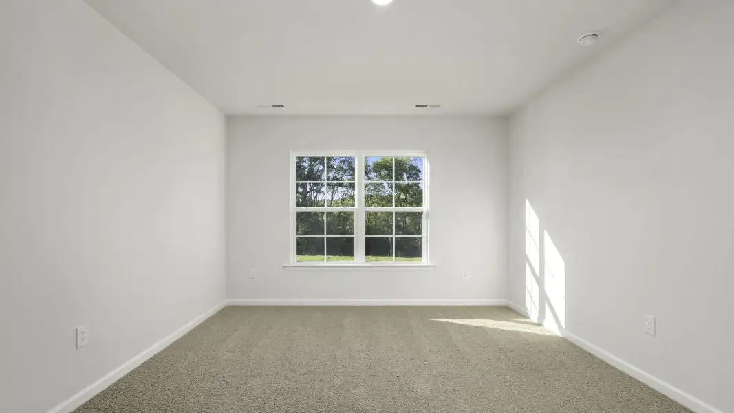 Spacious, unfurnished interior of a new home in Quail Haven, Winston-Salem (Image 20). Spacious, unfurnished interior of a new home in Quail Haven, Winston-Salem (Image 20).