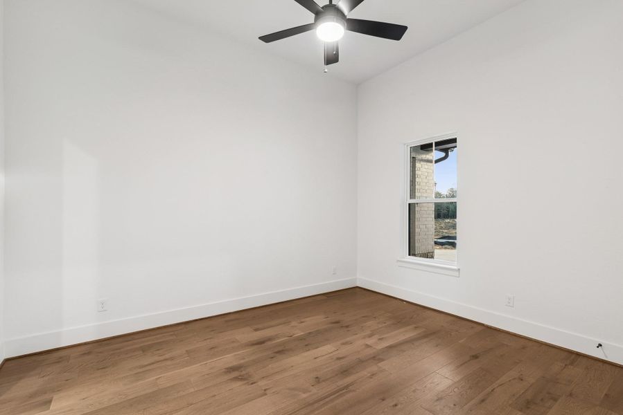 Spacious, unfurnished interior of a new home in Briarley, Montgomery (Image 13).