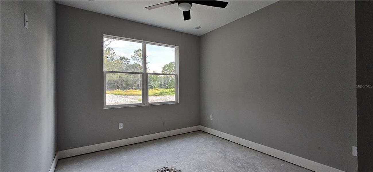 Spacious, unfurnished interior of a new home in , Eustis (Image 24).