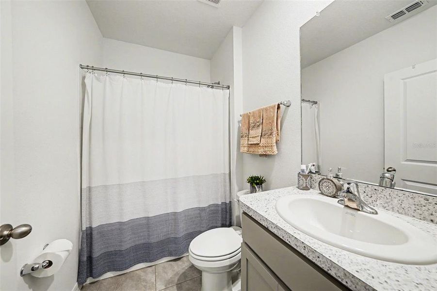 Furnished interior view inside a new home in , Wesley Chapel (Image 16).