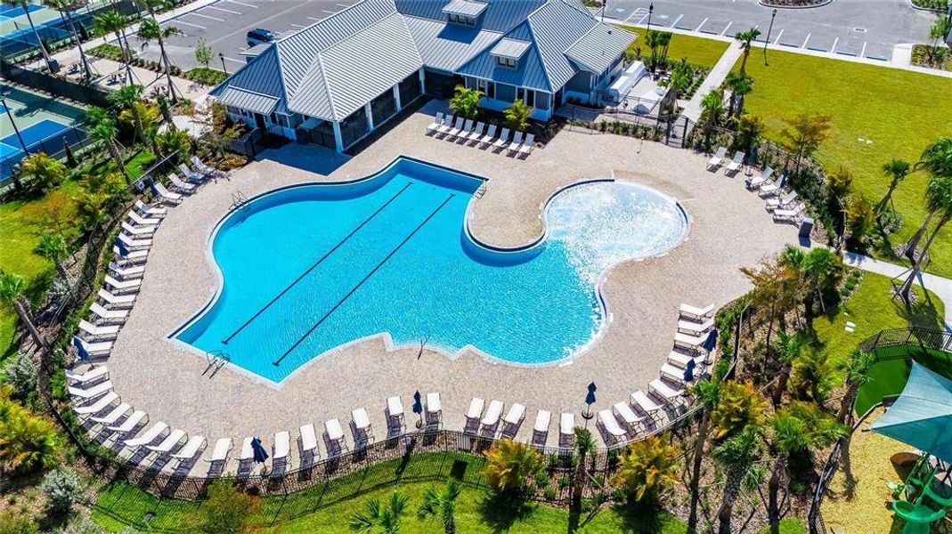 Community amenities in , Apollo Beach (Image 58).