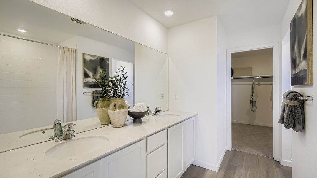 3504 Orchid Owners Bath F2