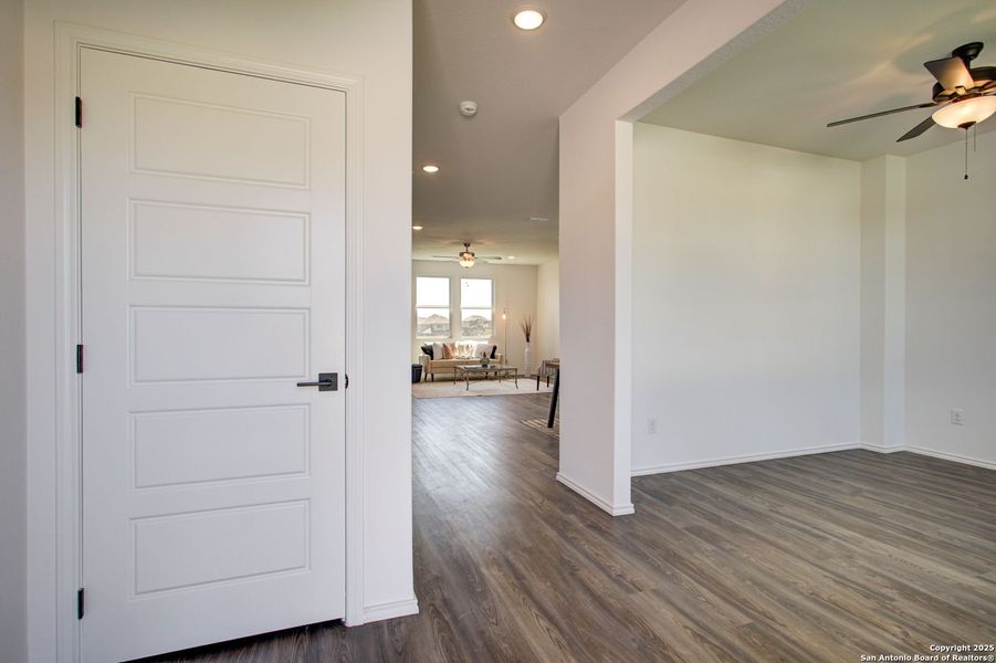 Image 69 of a home in Comanche Ridge.