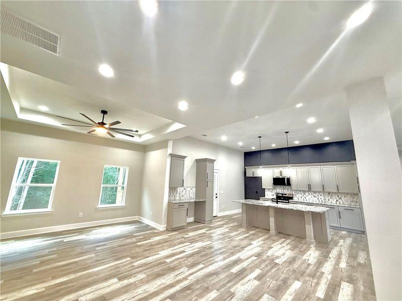 Image 12 of a home in .