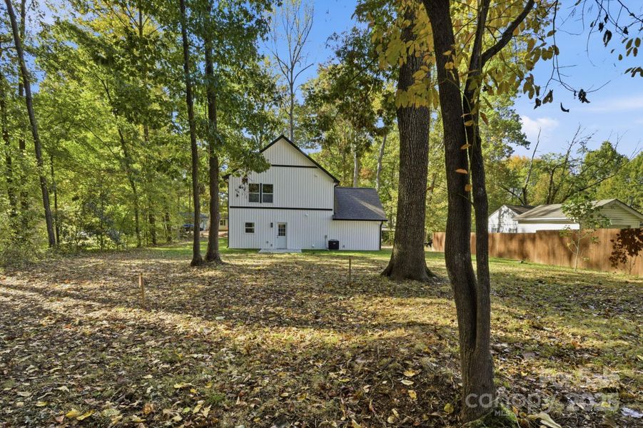 Exterior details and patio area of a home in , Charlotte (Image 4).