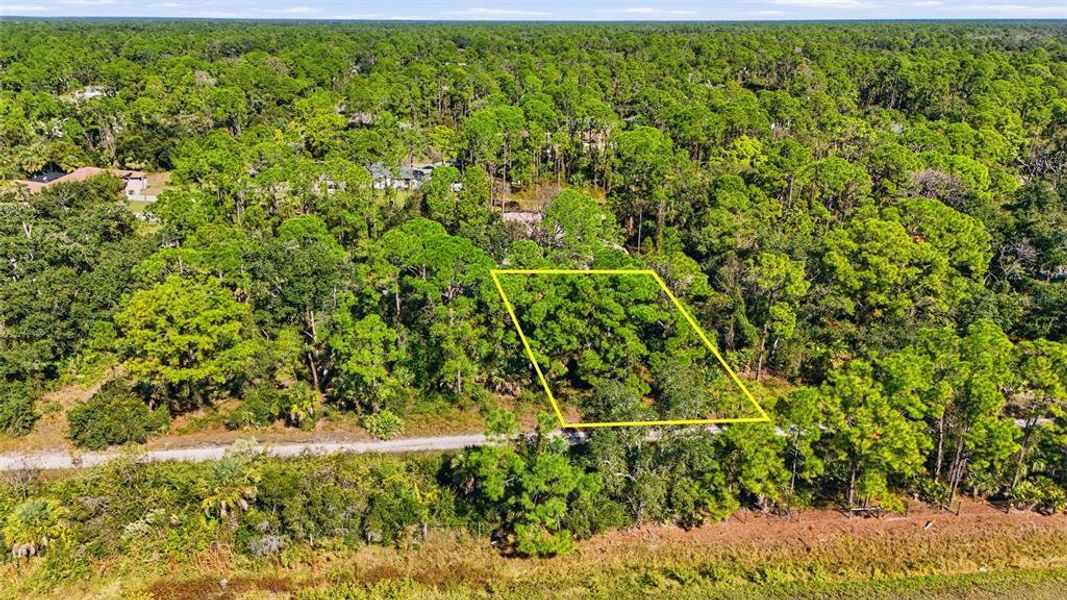 Natural landscape and outdoor views near in North Port (Image 8). Natural landscape and outdoor views near in North Port (Image 8).