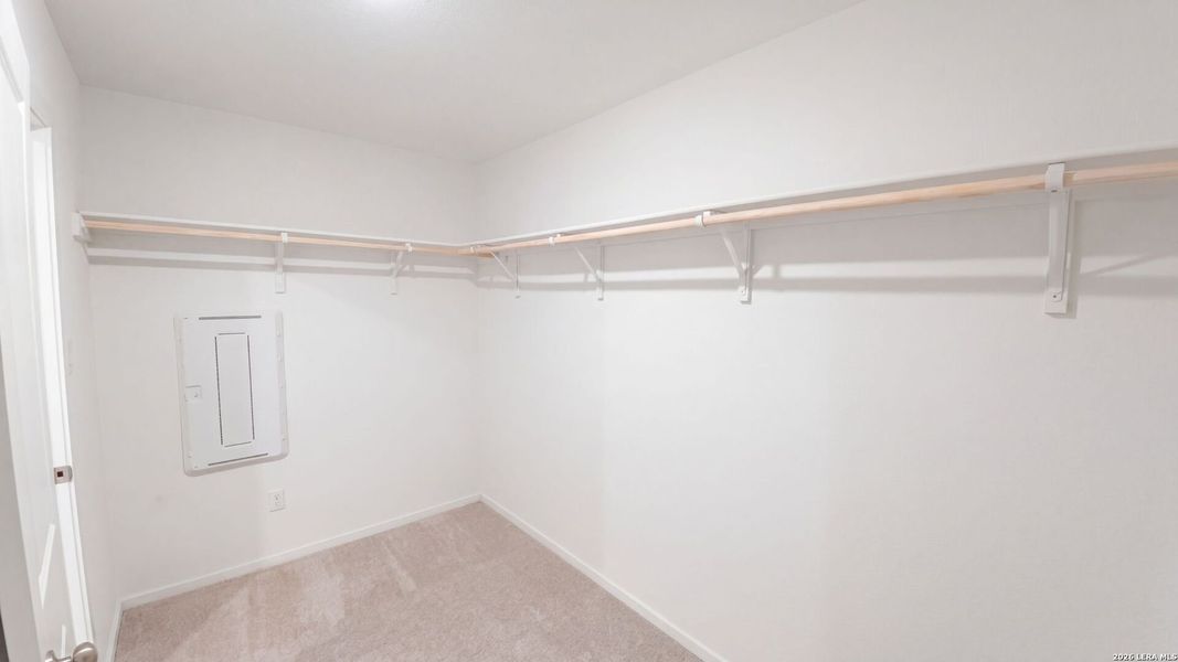 Spacious, unfurnished interior of a new home in Landon Ridge, San Antonio (Image 22).