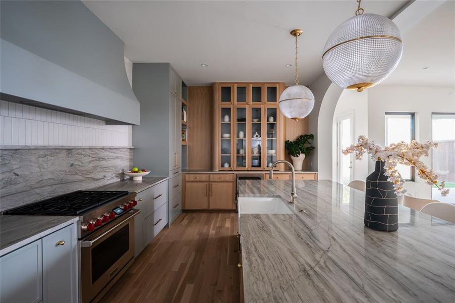 Furnished interior view inside a new home in , Dallas (Image 34).
