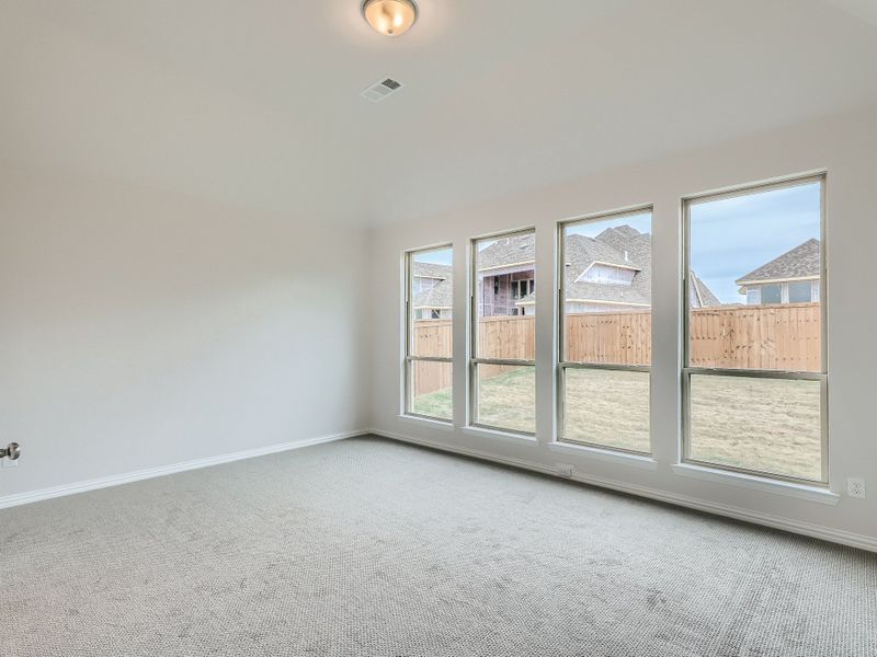 Plan 1690 Main Bedroom Representative Photo