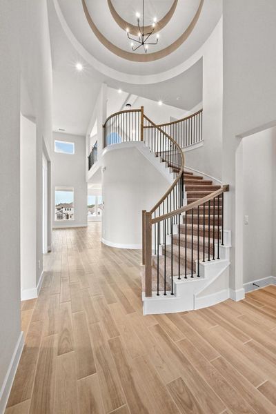 Representative image. Features, selections and colors may vary.