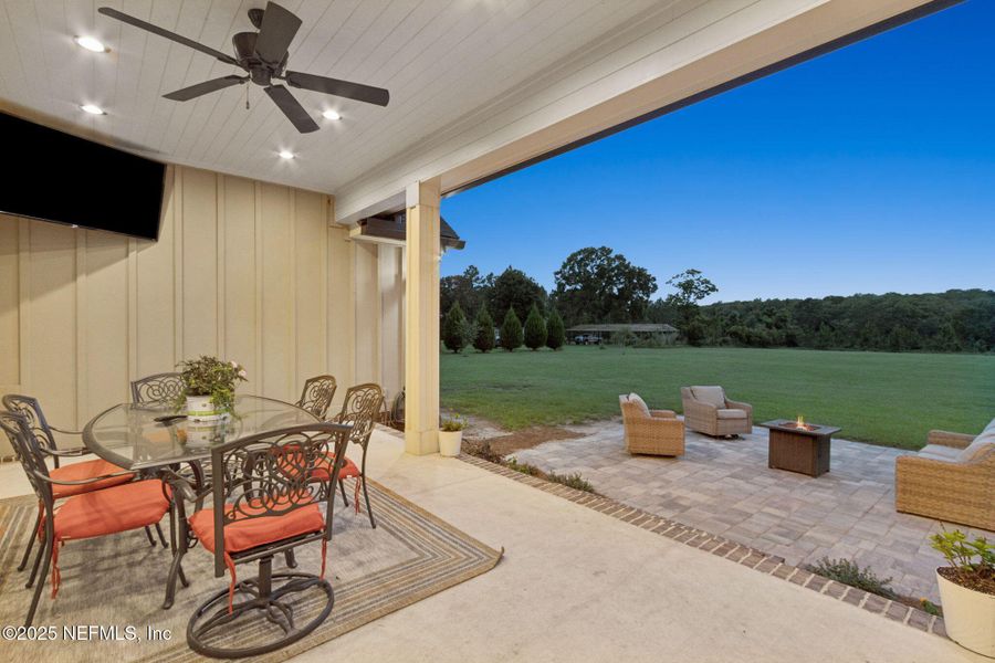 Exterior details and patio area of a home in , Hilliard (Image 23).