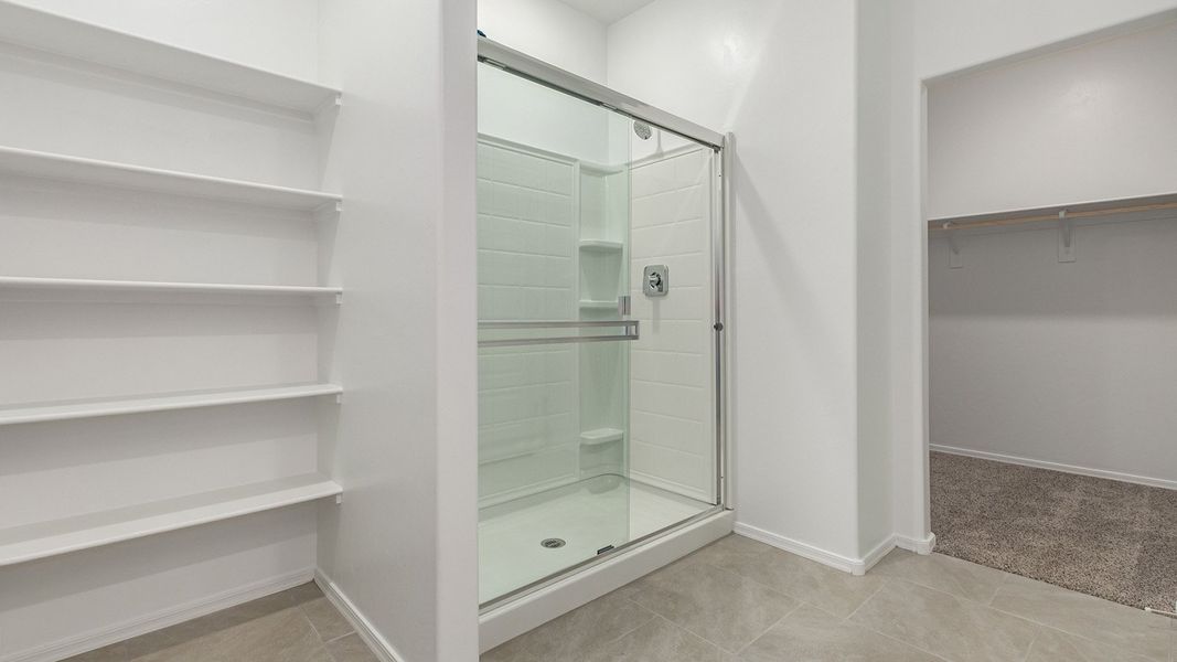 Representative unfurnished interior of a home built from the Easton by D.R. Horton in Casas del Cerrito, Tucson (Image 27).