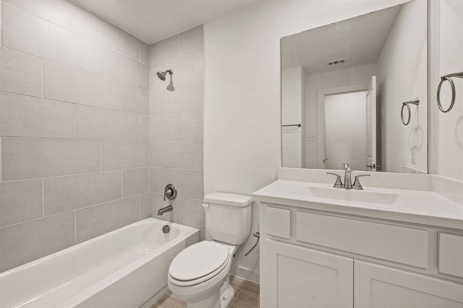 Furnished interior view inside a new home in Wildflower Ranch, Fort Worth (Image 13).