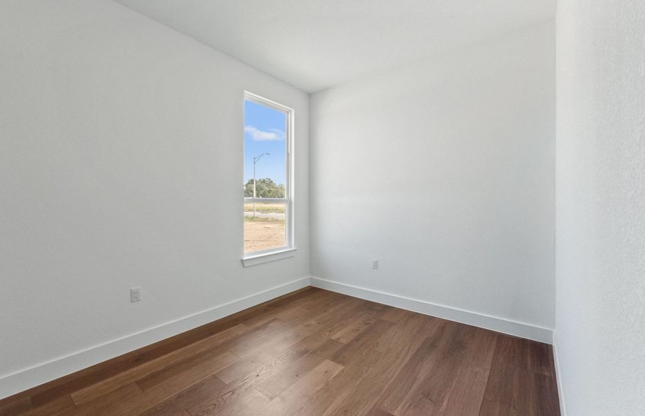 Spacious, unfurnished interior of a new home in Sun City Texas, Georgetown (Image 10).