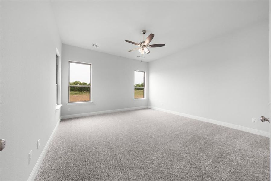 Spacious, unfurnished interior of a new home in Creekview Farms, Greenville (Image 22).