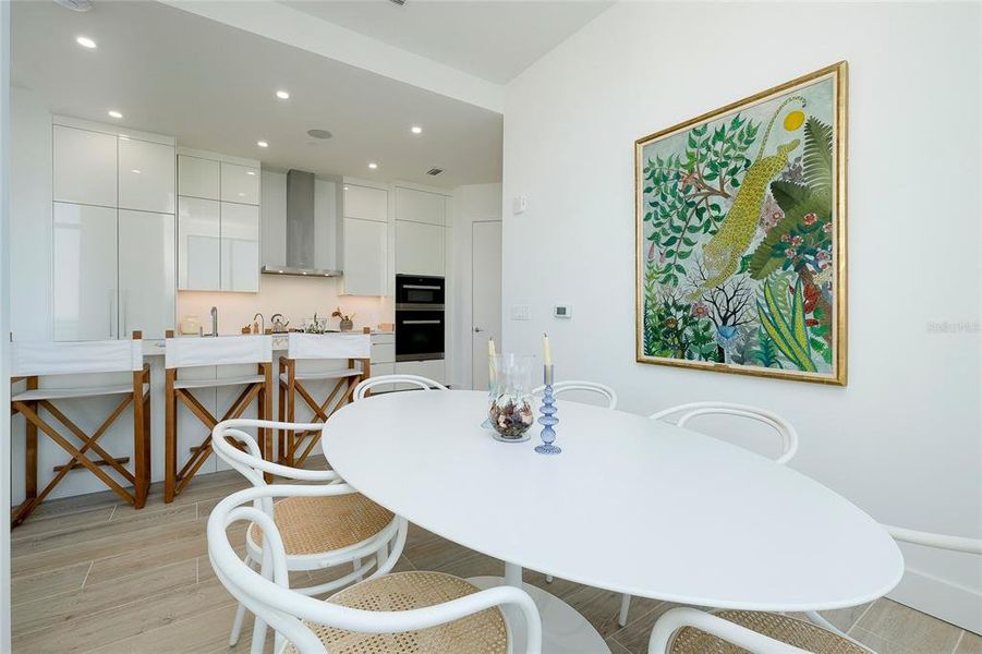 Furnished interior view inside a new home in , Sarasota (Image 27).