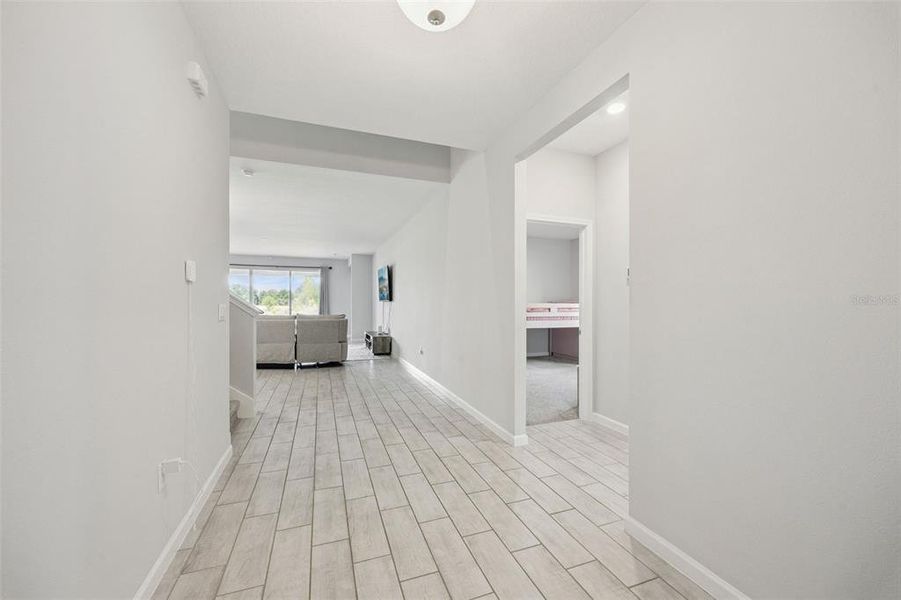 Spacious, unfurnished interior of a new home in Talichet, Howey-in-the-Hills (Image 25).