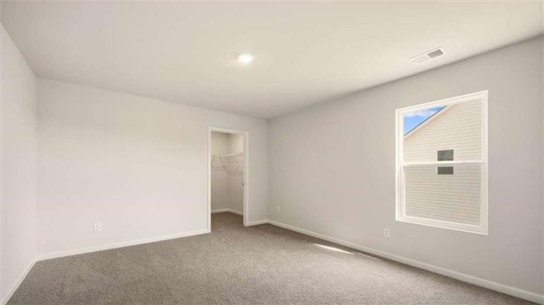 Spacious, unfurnished interior of a new home in Bridle Creek, Locust Grove (Image 30).