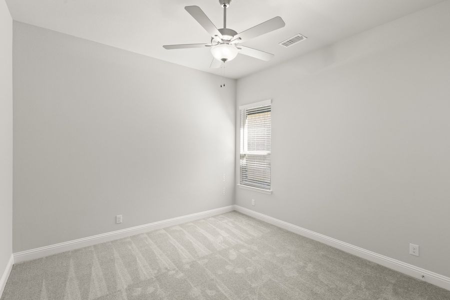 Spacious, unfurnished interior of a new home in Lake Shore Village, Rowlett (Image 24). Spacious, unfurnished interior of a new home in Lake Shore Village, Rowlett (Image 24).