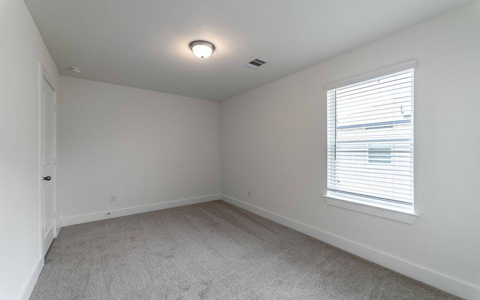 Spacious, unfurnished interior of a new home in Massey Oaks, Pearland (Image 44).