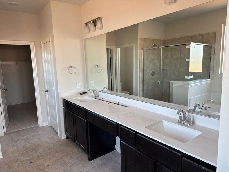 Furnished interior view inside a new home in Covenant Park, Springtown (Image 6).