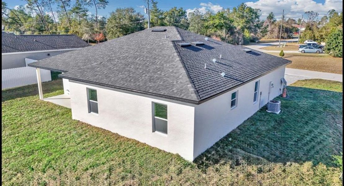 Exterior details and patio area of a home in , Ocala (Image 32).