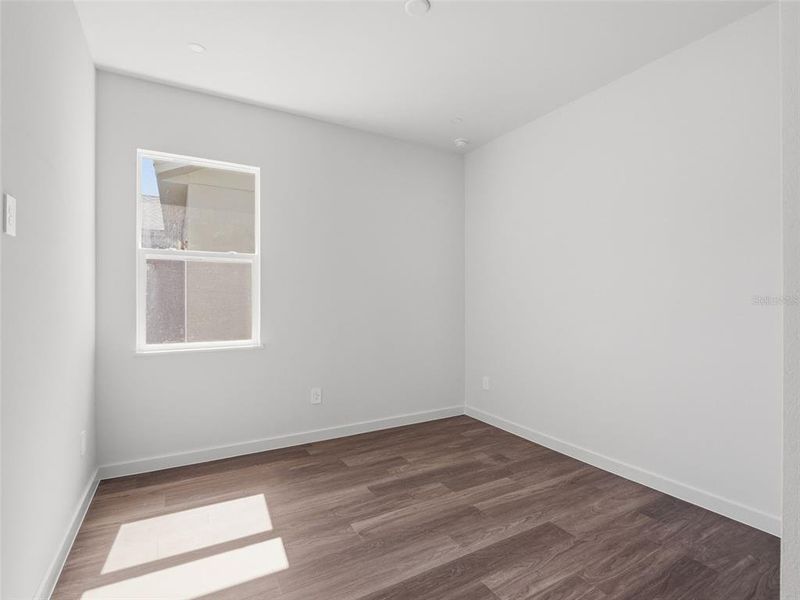 Spacious, unfurnished interior of a new home in , Lady Lake (Image 18).