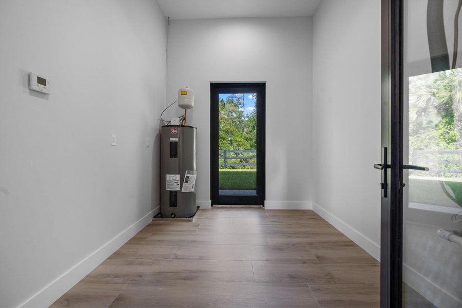 Image 47 of a home in .