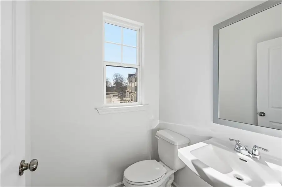 Furnished interior view inside a new home in Rosewood Farm, Lawrenceville (Image 10).