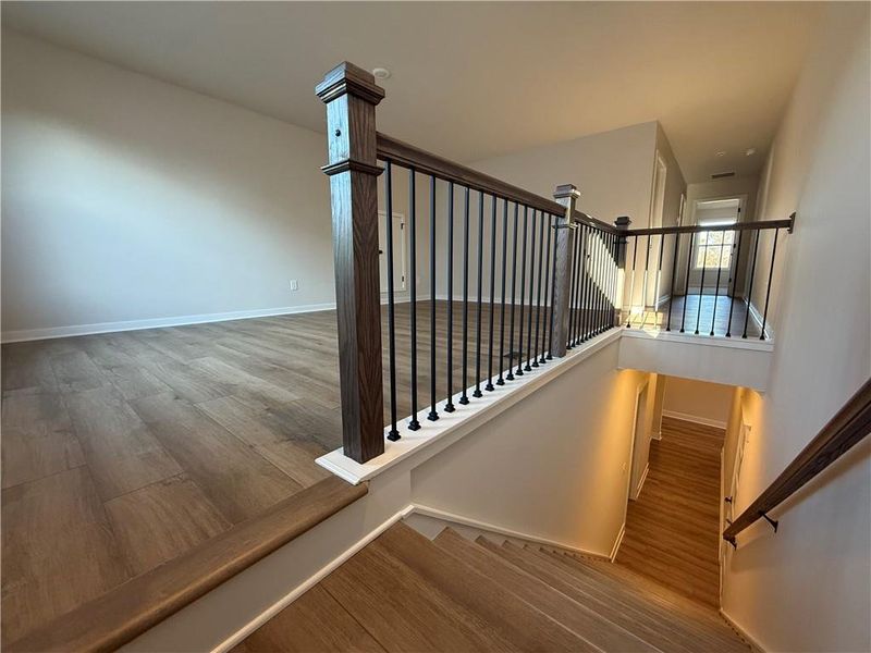 Spacious, unfurnished interior of a new home in Ponderosa Farms Manor, Gainesville (Image 25).