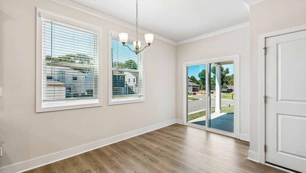 Spacious, unfurnished interior of a new home in Oak Grove Hill, Huntersville (Image 24).