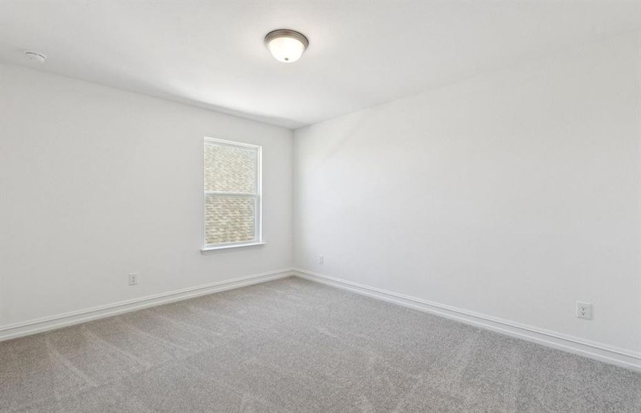 Spacious, unfurnished interior of a new home in Creekview Meadows, Pilot Point (Image 15).