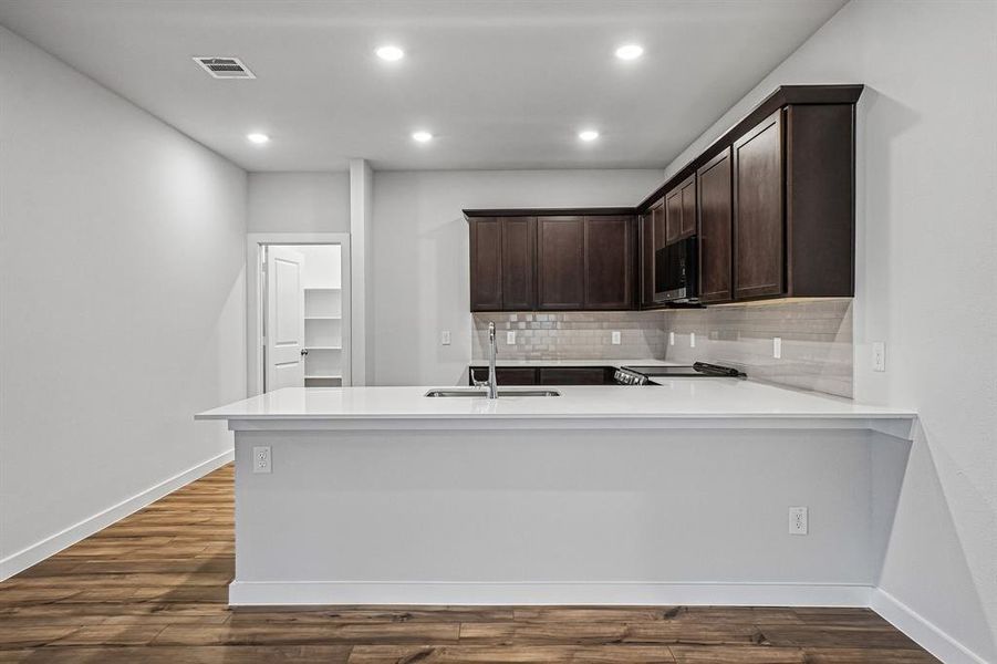Furnished interior view inside a new home in Middlefield Village, Dallas (Image 14).