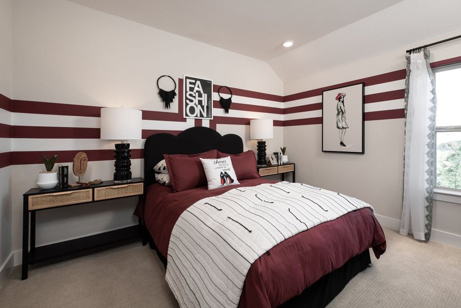 Representative furnished interior of a home built from the Owen by Tri Pointe Homes in View at the Reserve, Mansfield (Image 26).