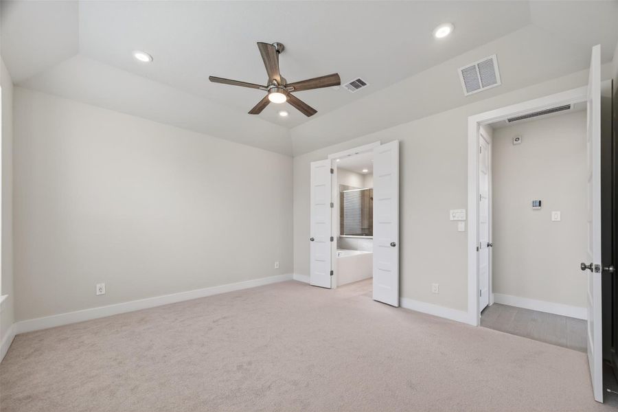 Spacious, unfurnished interior of a new home in , Richmond (Image 21). Spacious, unfurnished interior of a new home in , Richmond (Image 21).