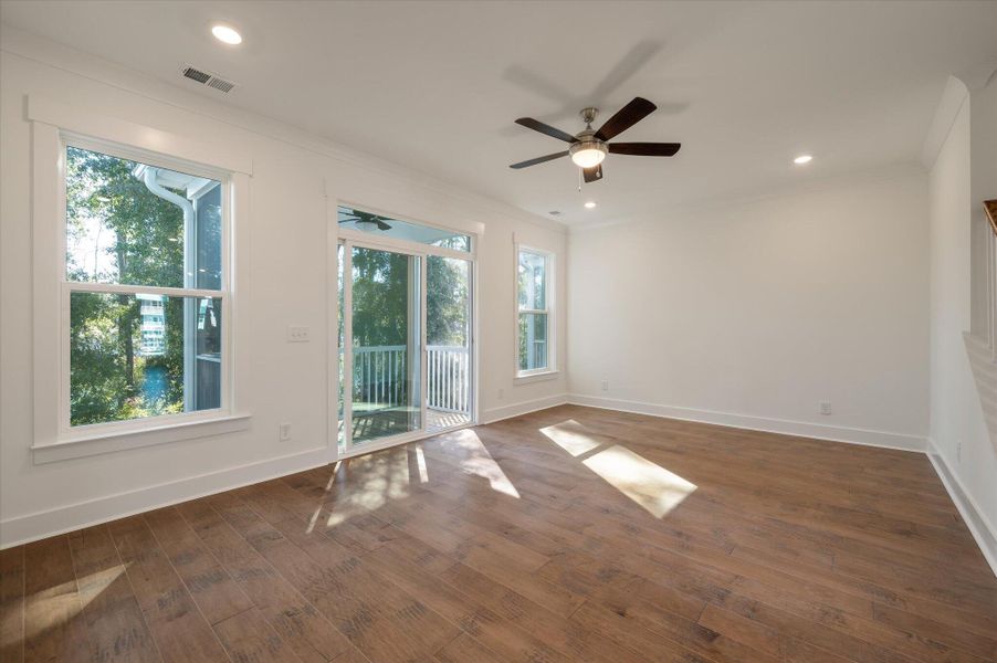 Spacious, unfurnished interior of a new home in , Charleston (Image 17).