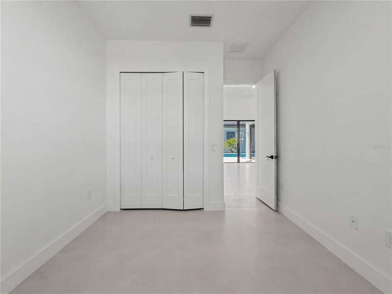 Spacious, unfurnished interior of a new home in , Port Charlotte (Image 42).