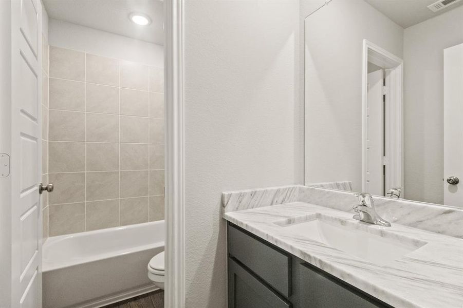 Furnished interior view inside a new home in Rocky Creek Crossing, Fort Worth (Image 5).