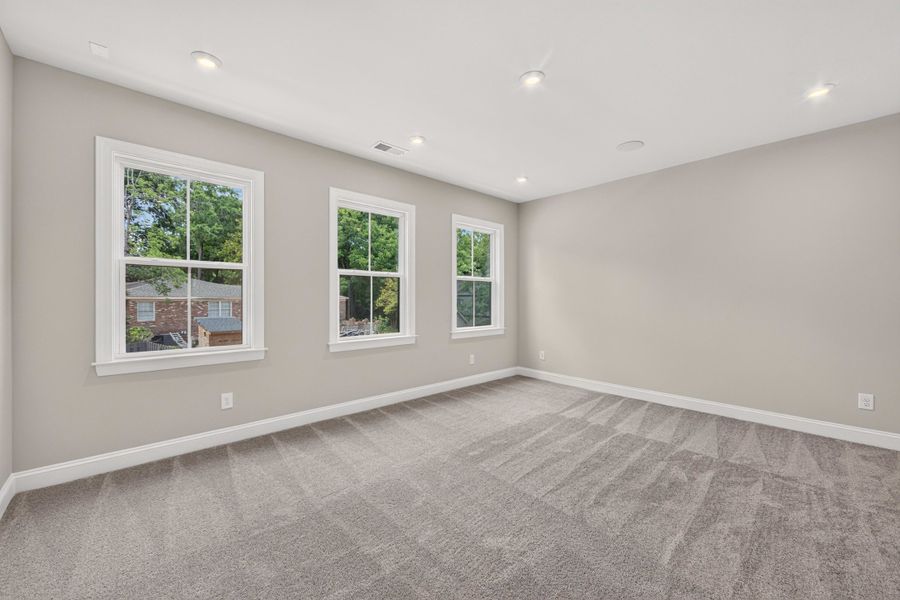 Spacious, unfurnished interior of a new home in Old Town Village, Waxhaw (Image 35).