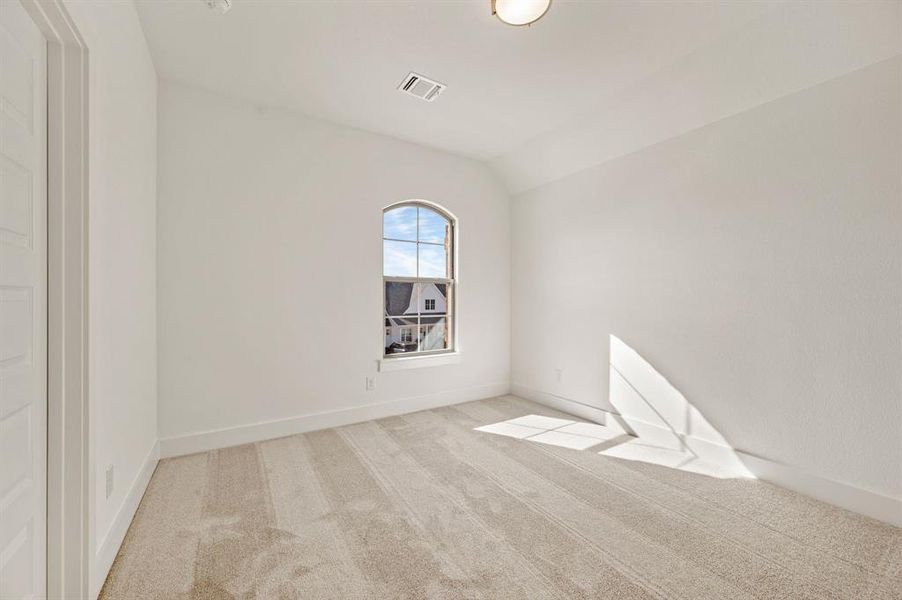 Spacious, unfurnished interior of a new home in Parks of Aledo, Aledo (Image 34).