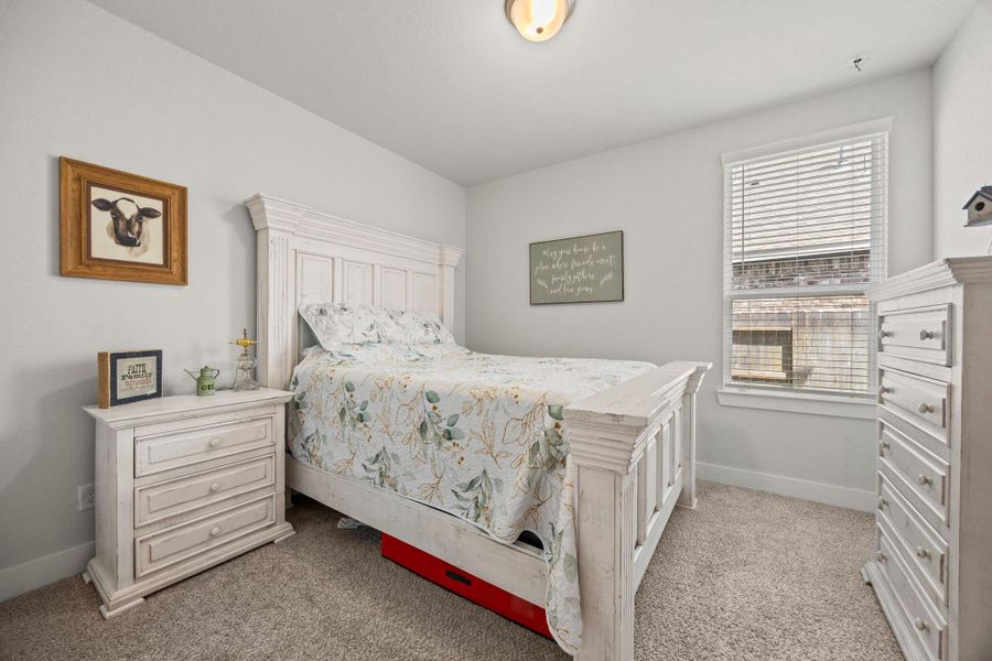 Furnished interior view inside a new home in , Santa Fe (Image 36).