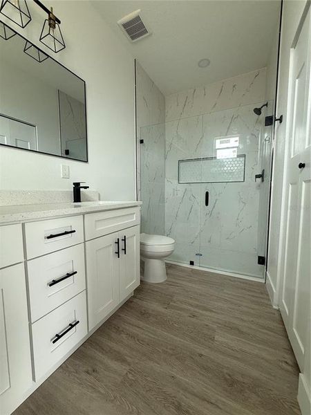 Furnished interior view inside a new home in , Spring Hill (Image 5).
