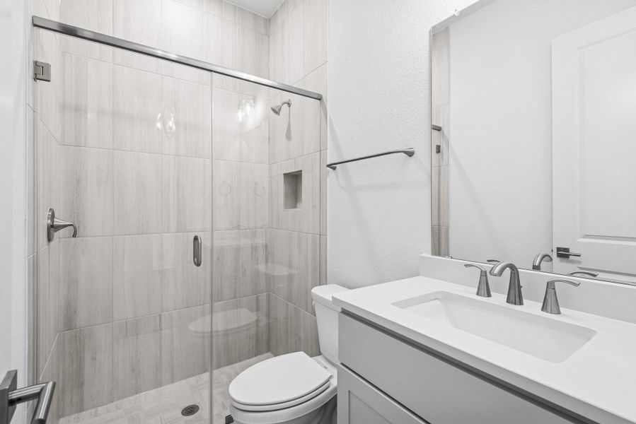 Furnished interior view inside a new home in ARTAVIA 65' Homesites, Conroe (Image 19). Furnished interior view inside a new home in ARTAVIA 65' Homesites, Conroe (Image 19).