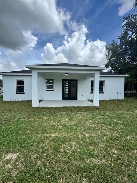 Exterior details and patio area of a home in , Ocala (Image 22).