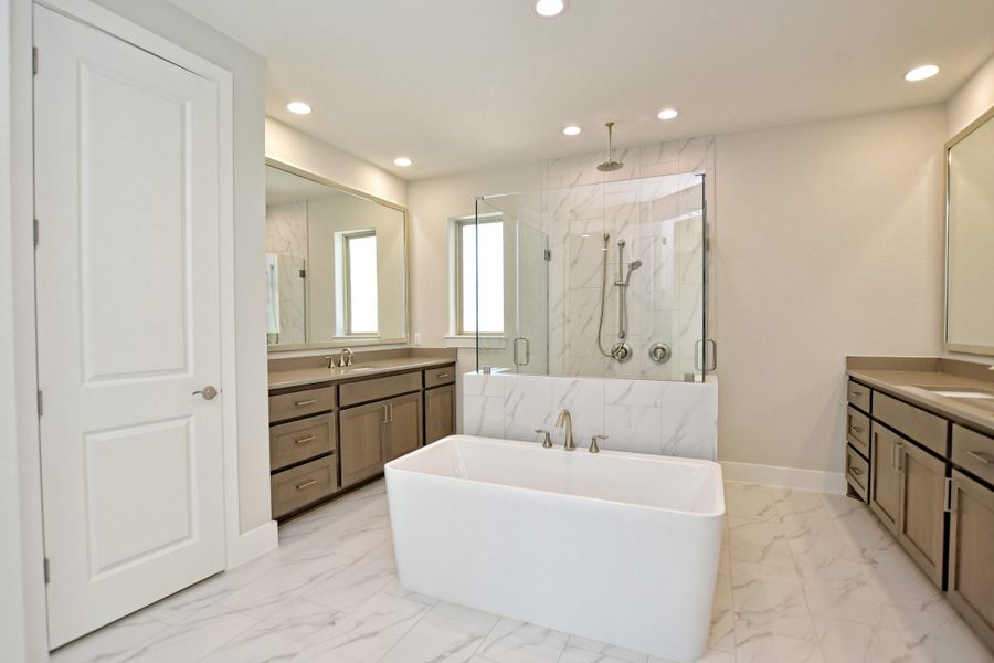 Representative furnished interior of a home built from the Sapphire by Giddens Homes in Riverstone, Georgetown (Image 12).